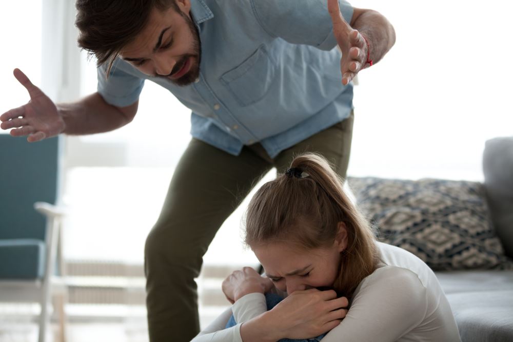 divorcing-an-abusive-spouse